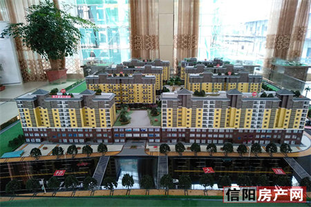 出售泰安泰山职业技术学院第三宿舍3室2厅2卫138平毛坯房